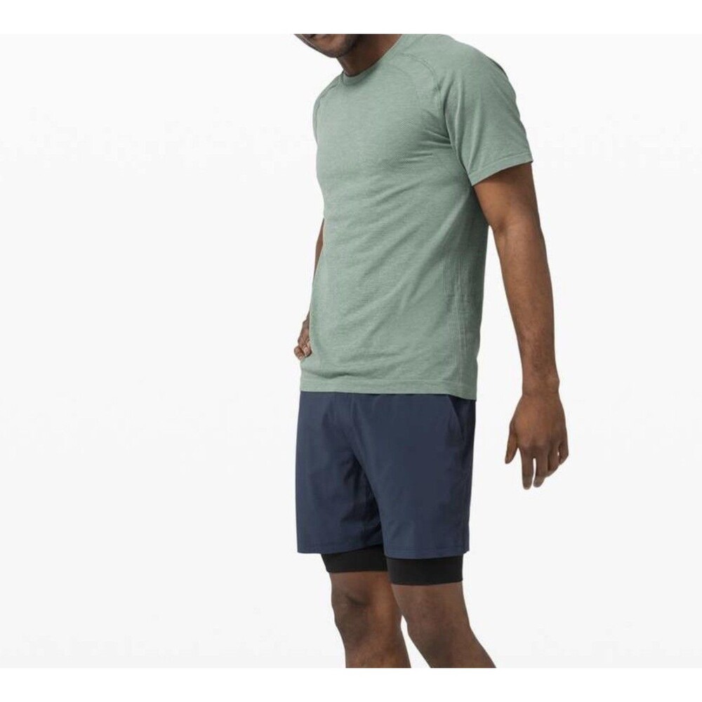 Lululemon Mens XXL Metal Vent Tech T Shirt in Sage Green Performance Gym Workout
